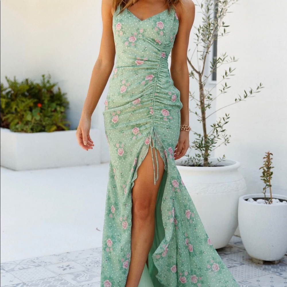 Hello Molly (know my worth dress)